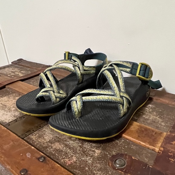 Chaco Shoes - CHACO evergreen sandal sz 8